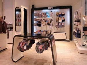 DIM торговая мебель фото 2