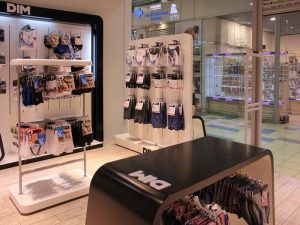 DIM торговая мебель фото 3