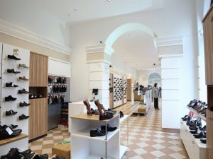 торговая мебель фото ГУМ 1