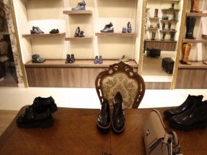 LEFTandRIGHT торговая мебель фото 6