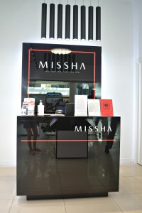 Изображение мебели для магазинов косметики 15